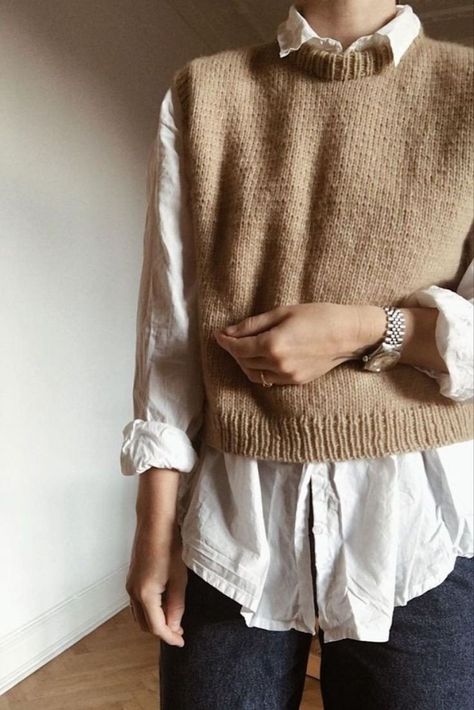 Vest Outfits, Mode Inspo, 가을 패션, Knit Fashion, Looks Style, Mode Inspiration, Looks Vintage, Outfits Casuales, Sweater Vest