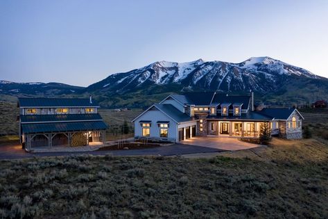 Modern Ranch Style Homes, Modern Ranch, Farmhouse Barndominium, Mountain Living, Modern Mountain, Crested Butte, Ranch Style Homes, Colorado Homes, Ranch Style Home