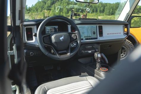 2021 Ford Bronco 4-Door interior New Ford Bronco Interior, Bronco Ford 2022 Interior, Ford Bronco 2022 4 Door, Bronco Overland, Ford Bronco Interior, Bronco Interior, Ford Bronco 4 Door, 1978 Ford Bronco, Bronco Car