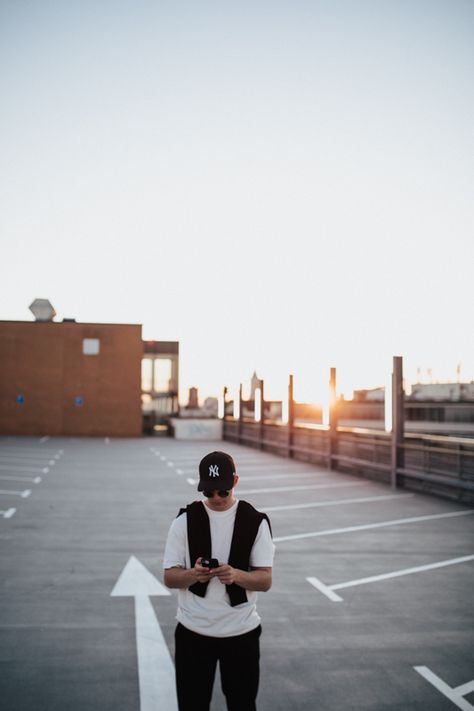 Male Urban Portrait, Parking Garage Photoshoot Male, Man Photo Pose Style Outdoor, Rooftop Parking Lot Photoshoot, Streetwear Photoshoot Ideas Outdoor, Industrial Photoshoot Ideas, Man Photo Pose Style, Street Photography Poses, Parking Photoshoot