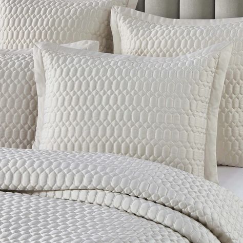 New Arrivals: Huge Variety of Comforter Sets, Quilt Sets, & Coverlets 2021 – Page 6 – Latest Bedding Elegant Bedding Sets Luxury, Bed In A Bag Queen, Modern Bedding Set Ideas, Adarsh Singh, All White Bedding, Bedroom Comforters, Timeless Bedding, 2024 Beach, Cheesecake Balls