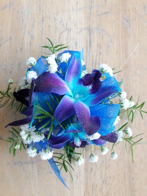 Homecoming Flowers Wrist Corsage, Blue And Purple Orchid Wedding, Purple Orchid Corsage, Daisy Boutonniere, Blue Orchid Corsage, Wedding Wrist Corsage, Blue And Purple Orchid Bouquet, Blue Corsage, Orchid Corsages