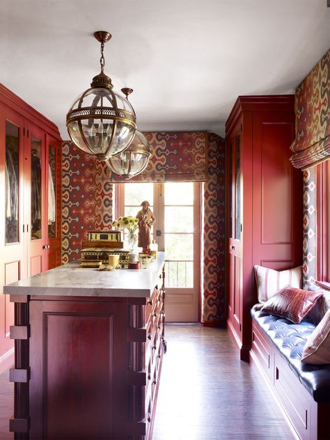 “When you walk in, you are immediately swept up in the romance of history and this old style of living.” Red Closet, Martyn Lawrence Bullard, Walk In Closet Design, Hollywood Homes, Red Rooms, Closet Designs, Interior Trend, Contemporary Bedroom, Elle Decor