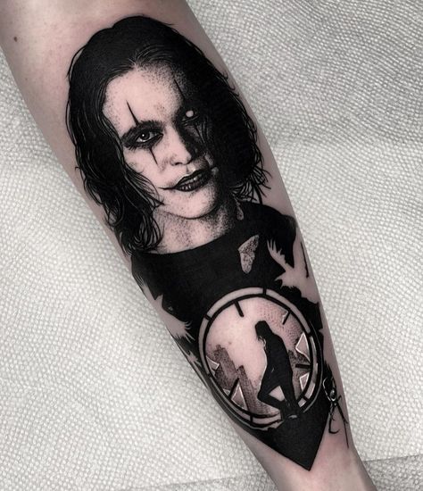 Crow Tattoo Design, Horror Movie Tattoos, Crow Movie, Movie Tattoo, Movie Tattoos, Sick Tattoo, Wicked Tattoos, Crow Tattoo, Theme Tattoo