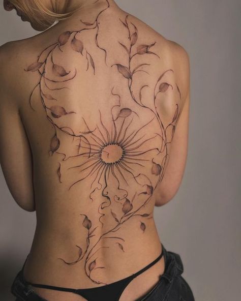 Two Different Style Tattoo Sleeves, Big Tattoo On Back For Women, Feminine Unique Tattoos, Flowy Tattoos For Women, Earthy Spine Tattoos For Women, Plant Back Tattoo Women, Forest Goddess Tattoo, Badass Back Tattoos For Women, Hip To Back Tattoos Women