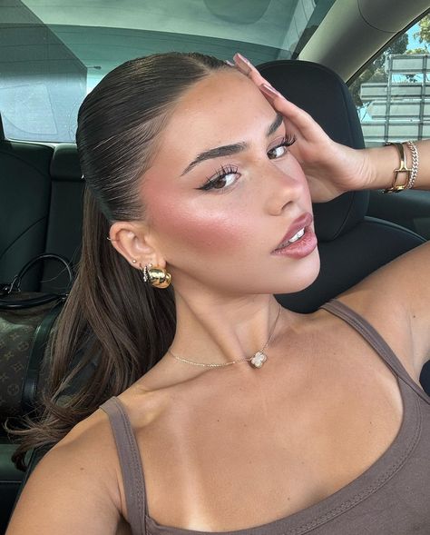 Are we there yet🤎 | Instagram Leah Halton, Going Out Makeup, Are We There Yet, Bronze Makeup, Hot Makeup, Photo Insta, Glowy Makeup, Makeup Pictures, Makeup Goals