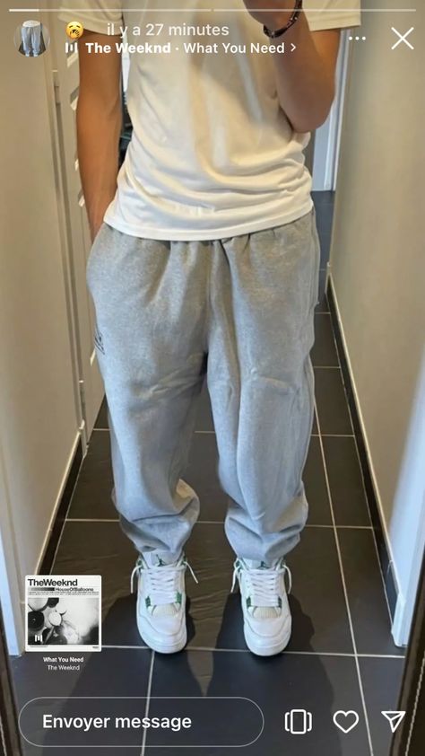 Baggy Grey Sweatpants Outfits Men, Grey Sweatpants Outfit Boys, Beige Sweatpants Outfits Men, Grey Joggers Men Outfit, Sweatpants With Converse, Gray Sweatpants Outfit Men, Beige Sweatpants Outfits, Grey Sweatpants Outfit Men, Grey Sweats Outfit