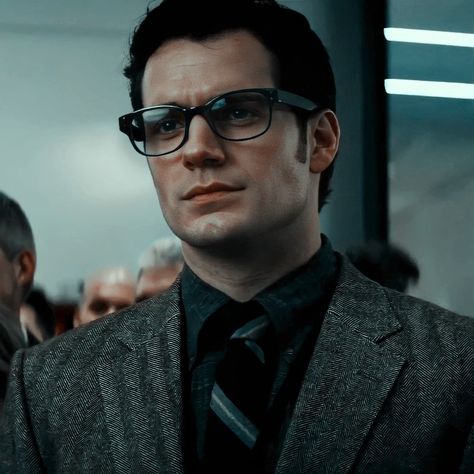 Henry Cavill Superman Aesthetic, Dceu Aesthetic, Henry Cavill Icon, Clark Kent Aesthetic, Clark Kent Henry Cavill, Clark Kent Icon, Henry Cavill Clark Kent, Henry Cavill Justice League, Superman Theme