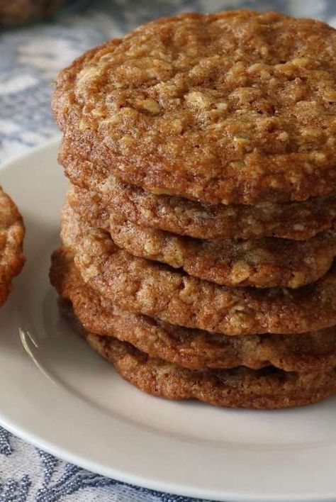 Chef John's granola oatmeal cookies might be the best cookie you'll ever taste. #cookie #cookierecipes #cookies #dessertdishes #dessertideas #dessertrecipes Oatmeal Granola Cookies, Granola Cookies Recipe Healthy, Granola Cookies Easy, Granola Cookies Healthy, Oatmeal Cereal Recipes, Cookies Made With Granola, Southern Snacks, Granola Cookies Recipe, Oatmeal Cookies Recipes