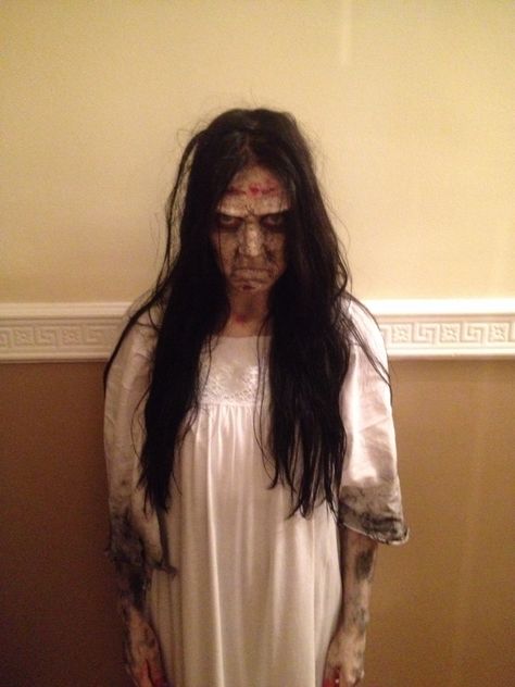 Halloween Make up & Costume, Samara Morgan from The Ring , DIY Job Samara Morgan Costume, Samara Costume, Make Up Costume, Samara Morgan, Ring Horror, Pop Art Zombie, Holloween Costumes, Horror Costume, Up Costume