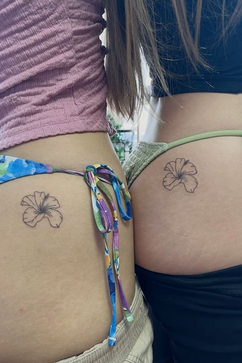 Tattoo Ideas To Match With Mom, Cute Small Bestie Tattoos, Small Matching Sibling Tattoos, Tattoo Ideas Small Best Friend, Penelope Tattoo Ideas, Matching Hibiscus Tattoo, Matching Flower Tattoos Sisters, Best Friend Tattoos Nature, Sweet Matching Tattoos