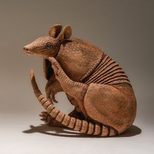 Armadillo Sculpture, Wildlife Sculpture, African Plains, Bronze Sculpture Animal, Guided Art, Handmade Ceramics Vase, Animal Sculpture, Animal Statues, Wild Dogs