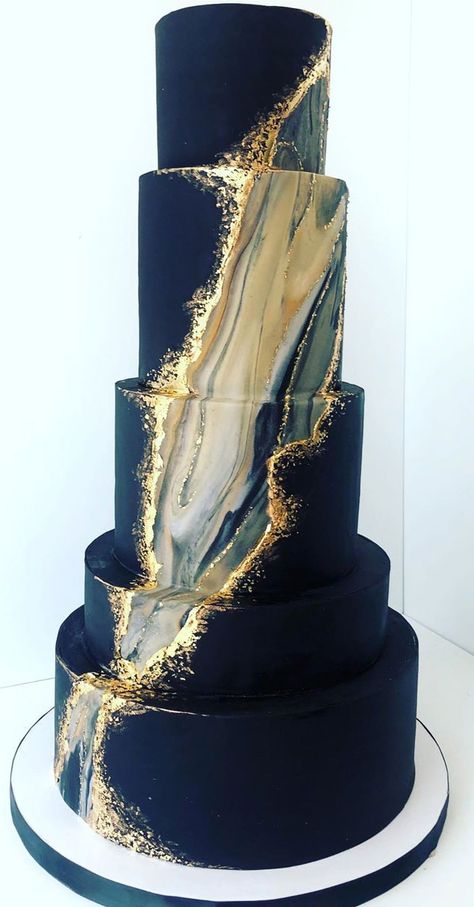 Artist Cake, Black And Gold Wedding, Pretty Wedding Cakes, Marble Wedding, Wedding Cakes Blue, Gold Wedding Cake, Elegant Wedding Cakes, Wedding 2024, Wedding Cake Inspiration