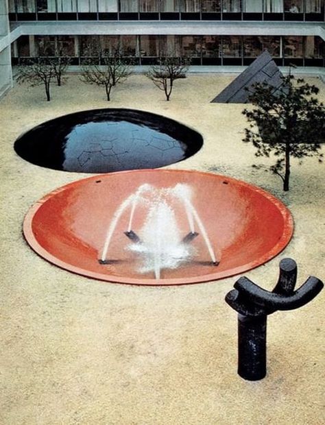 Noguchi Garden, Fountain Installation, Garden Designer, Isamu Noguchi, Sculpture Installation, Outdoor Art, Land Art, Landscape Architect, Public Art