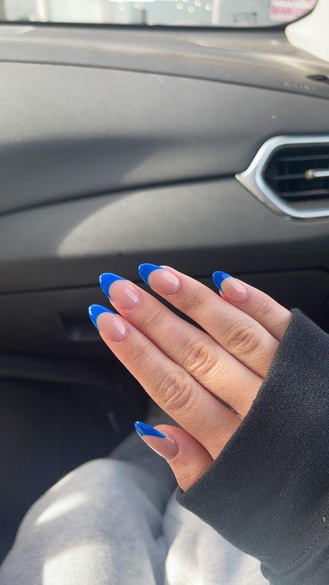 Blue French Tip Nails Almond Shape, French Nails Royal Blue, Cute Nails Royal Blue, Almond Shape Blue French Tip, Almond Acrylic Nails French Tips Color, Summer Nails Blue French Tips, Royal Blue Almond French Tip, Royal Blue Nails Tips, Dark Blue French Tips Almond