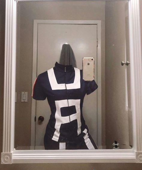 Hagakure Cosplay, Toru Hagakure, Mha Dr, Mha Cosplay, Class 1 A, Cosplay Tips, Hero Costumes, Boku No Hero Academia Funny, Cute Cosplay