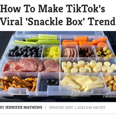 Tackle Box Food Ideas, Keto Snackle Box Ideas, Snackle Boxes For Adults, Snackle Box Ideas For Boat, Snacklebox Charcuterie, Shackle Box Ideas, Tacklebox Snacks, Tackle Box Snacks, Boat Appetizers