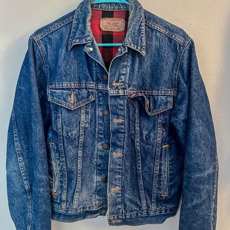 Vintage Levis 70411 Plaid Lined Denim Jacket Lined Denim Jacket, Trucker Jacket, Vintage Levis, Levi's, Made In Usa, Denim Jacket, Plaid, Outfit Inspo, Plus Fashion