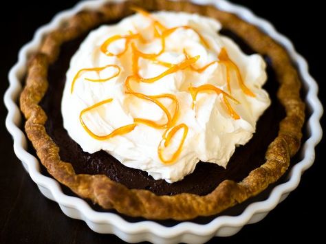 chocolate orange cream pie Orange Cream Pie, Gingersnap Crust, Pie Pie, Lemon Ice Cream, Cream Tart, Lemon Ice, Nigel Slater, Cream Pie Recipes, Orange Marmalade