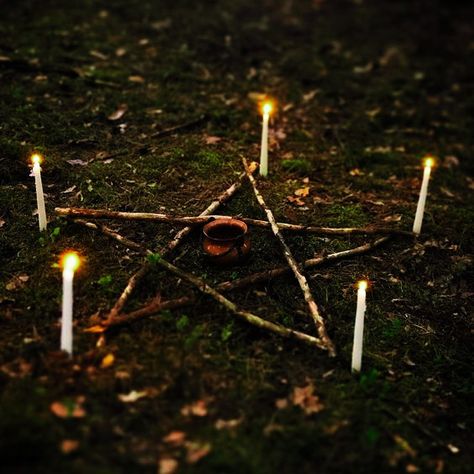 News Witch Rituals, Witch Core, Witch Coven, Witch Cottage, Dark Witch, Magic Aesthetic, Season Of The Witch, Beltane, Spells Witchcraft