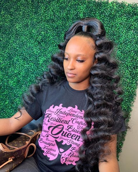 Fire Hair, Frontal Wig Hairstyles, Hair Laid, Hair Ponytail Styles, Ponytail Styles, Girl Tips, Wand Curls, Half Up Half Down, Lace Frontal Wig