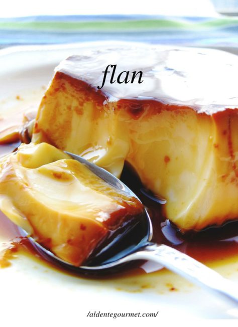 Homemade Flan, Flan Au Caramel, Dessert Crepes, Recetas Salvadorenas, Argentinian Food, Caramel Recipe, Flan Recipe, Mousse Dessert, Kinds Of Desserts