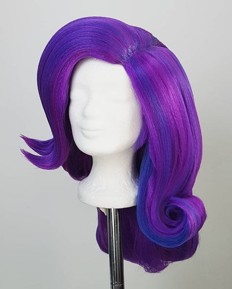 Rarity from My Little Pony - Wig Commission for @_reicosplay_ This wig quickly became one of my fav wigs I ever styled! The volume, the… | Instagram Twilight Sparkle Hair, Celestia Wig, Rarity Cosplay, Rarity Wig, Rarity Figure Mlp, Rarity Human, Extreme Cosplay Wigs, Wig Inspiration, Mlp Cosplay