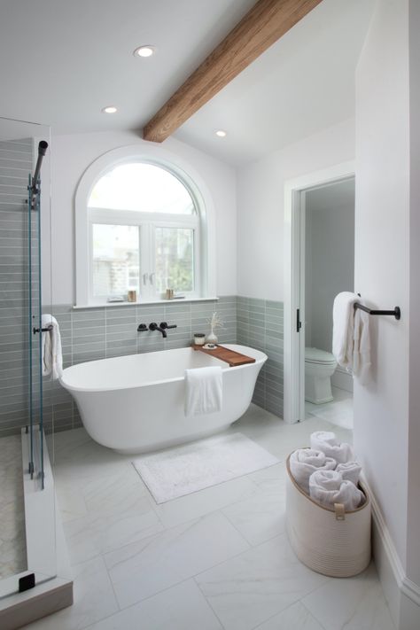 Bathroom of the Week: Bedroom Is Converted Into a Spa-Like Bath Freestanding Tubs In Master Bath, Tile Around Tub, Stand Alone Bath Tub, Bathroom Redecorating, Standing Tub, Bathroom With Tub, Stand Alone Tub, Bathtub Tile, Bathroom Oasis