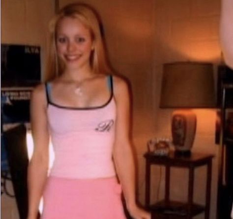 Mean girls regina george behind the scenes จีซอง Nct, Mean Girl, Regina George, Trashy Y2k, 2000s Aesthetic, Im Just A Girl, Rachel Mcadams, I'm Just A Girl, Just Girl Things