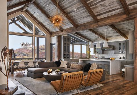 A pair of Texans construct a contemporary cabin, their own modern mountain home, in Steamboat Springs, Colorado. Open Living Room Design, Contemporary Cabin, Modern Mountain Home, Open Living Room, Metal Building Homes, Modern Cabin, Pole Barn Homes, A Living Room, Farmhouse Living