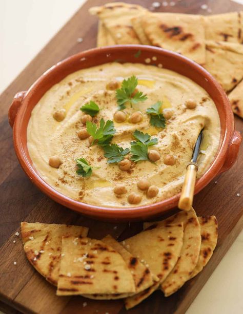 Hummus and Pita - Entertaining with Beth Hummus And Bread, Hummus Dinner, Pita Bread And Hummus, Baked Pita Bread, Authentic Hummus Recipe, Hummus Food, Entertaining With Beth, Hummus Snack, Pita Recipe