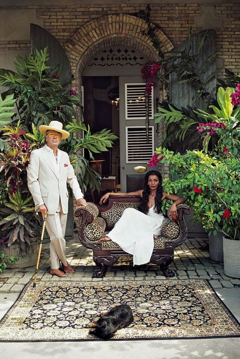 Slim Aarons Photography, Slim Aarons Photos, Slim Aarons Poolside, Slim Aarons, Celebrity Culture, Modern Photography, High Society, Old Money Aesthetic, Life Magazine