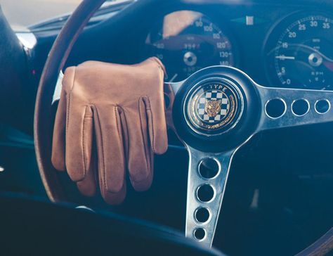 mujjo-driving-gloves-gear-patrol-feature Gloves Aesthetic, Tough As Nails, Driving Gloves, Camera Straps, Porsche Design, Key Fobs, Cross Country, Leather Accessories, Leather Glove