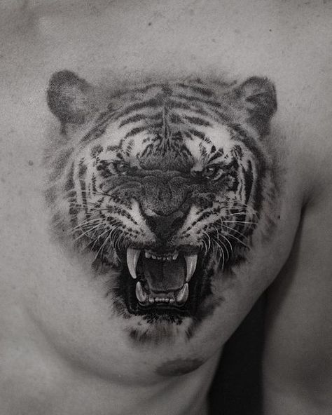 Tiger Tattoo Chest, Realistic Animal Tattoos, Owl Tattoo Chest, Lion Chest Tattoo, Traditional Chest Tattoo, Rose Chest Tattoo, Eagle Chest Tattoo, Tattoo Chest, Lion Tattoo Design