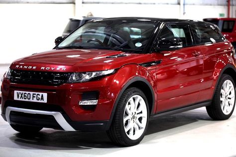 Britain’s latest big new car will create or sustain up to 5,500 jobs in addition to the 1,500 workers that Jaguar Land Rover is hiring for the project at its Halewood plant. The news was hailed by New Range Rover Evoque, Dream Cars Range Rovers, The New Range Rover, Big Cars, Car Wheels Diy, Pajero Sport, Lovely Car, Car Goals, Jaguar Land Rover