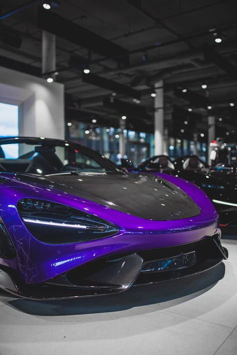 Purple Car Wallpaper, Mclaren Wallpaper, Mclaren 720s Black Aesthetic, Purple Sports Car Aesthetic, Purple Mclaren, Purple Race Car Aesthetic, Mclaren 765 Lt, Mclaren Models, Mclaren 765lt