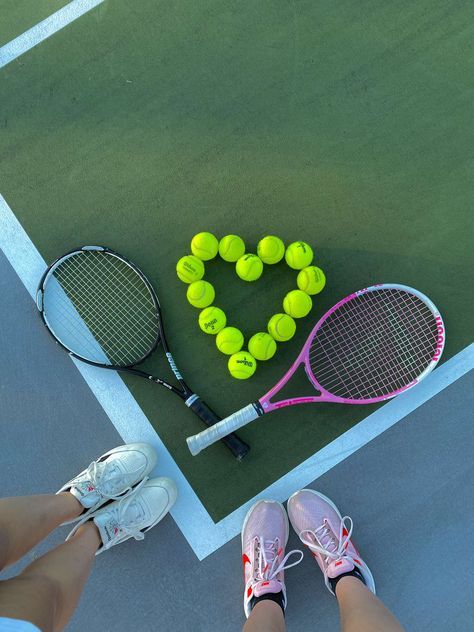 Me And Bestie, Mode Tennis, Tennis Wallpaper, Tennis Lifestyle, Tennis Pictures, Tennis Photos, Tennis Aesthetic, Tennis Life, Playing Tennis