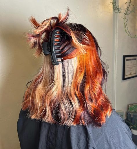 Calico Hair Color, Calico Hair, Peekaboo Hair, Hair Patterns, Texturizer On Natural Hair, Trending Hairstyles, Orange Hair, Hair Inspo Color, Fish Tail Braid