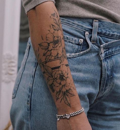 Forarm Sleeve Woman, Mid Arm Floral Tattoo, Scattered Flower Tattoo, Fine Line Arm Sleeve Tattoos For Women, Forearm Floral Tattoos For Women, Greenery Tattoos, Forearm Flower Tattoos, Small Inner Arm Tattoos For Women, Floral Tattoo Design Forearm