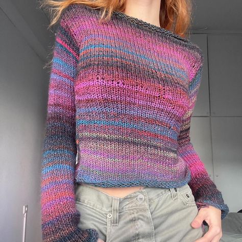 Purple Sweater Crochet, Ombre Yarn Projects, Gradient Yarn Crochet, Purple Crochet Sweater, Gradient Sweater, Handknit Sweaters, Bunny Ideas, Magenta Sweater, Office Fits