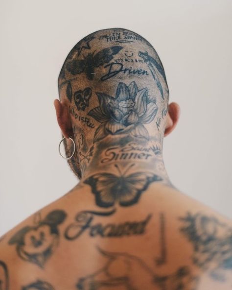 Scalp Tattoos Men, Back Of Head Tattoo, Head Tattoo Men, Head Tattoo Ideas, Bald Head Tattoo, Tattoo Crane, Hairline Tattoos, Scalp Tattoo, Horrible Tattoos