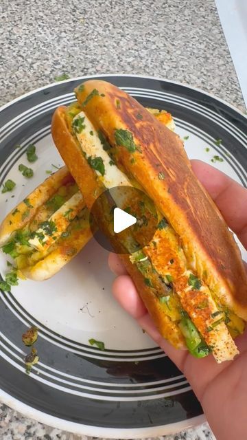 Mani on Instagram: "Quick Aloo masala paneer hot dog 🌭 #viral #trending #foryou #manistyle" Paneer Starter Recipes, Aloo Paneer Recipe, Masala Paneer, Aloo Masala, Soup Starter, Starter Recipes, Paneer Recipe, Paneer Recipes, Diy Food Recipes