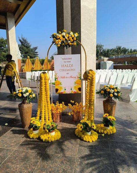 The yellow-hued Haldi was a testament to the beauty of culture & the warmth of cherished traditions.🌼💛 . . Decor - @wedfieldevents Entertainment- @wedfieldevents Photography - @wedfieldphotography . . #wedfield #destinationweddings #destinationwedding #decor #luxurywedding #weddingmoments #WeddingDecorTrends #WeddingDecorLove #WeddingFurniture #WeddingStyle #daytheme #weddingdecor #tabletop #traditional #wedding #indianfunction #indianweddings #decoration #weddingdecor #indiandecor Haldi Wedding Decoration, Elegant Haldi Decor, Haldi Name Board Decor, Welcome To Haldi Board, Haldi Welcome Board Ideas, Haldi Name Board, Haldi Sign Board, Haldi Board Ideas, Haldi Ceremony Welcome Board