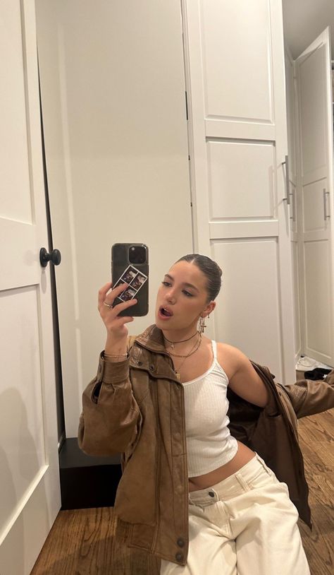 Mackenzie Ziegler Instagram, Kenzie Ziegler, Mackenzie Ziegler, December 11, Celebrity Outfits, Dance Moms, My Girl, Fall Outfits, Fashion Inspo