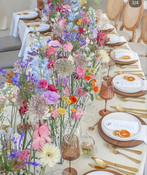 Wildflower Wedding Theme, Tafel Decor, May Weddings, Future Wedding Plans, Wedding Theme Colors, Garden Party Wedding, Pastel Wedding, Wildflower Wedding, Long Table