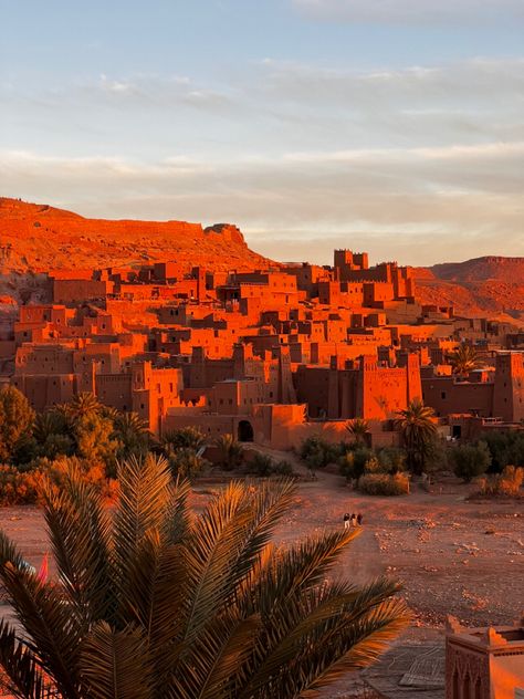 #marroc #marokko #atlas Morroco Aesthetic Travel, Marrakesh Aesthetic, Marrakech Aesthetic, Marrakech Morocco Aesthetic, Morocco Aesthetic, Vacation Places, Atlas Mountains, Travel Goals, Pretty Places