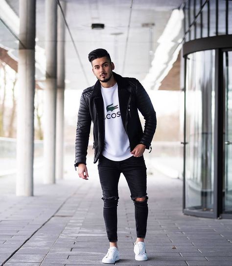 Great look by @abbasmomo 🔥 Follow @mdstreetstyle for the best streetstyle inspiration! - - - - #menfashion #menstyle #mensweardaily… Air Force 1 Outfit Men, Outfits Street Styles, Ideas For Clothes, Air Force 1 Outfit, 1920s Mens Fashion, Clothes For Teens, Boys Outfits, Jeans Street Style, Vans Converse