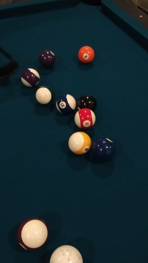 Billiard Wallpaper, Billiards Aesthetic, Gta Funny, Fake Stories, Hotel California, Instagram Ideas Photography, Ideas For Instagram Photos, Pool Table, Story Instagram