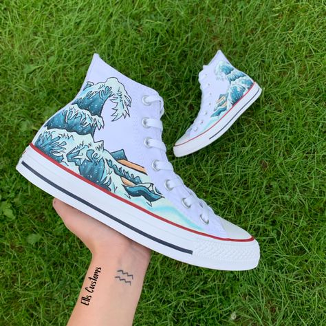 Customised Converse, The Great Wave, Custom Converse, Poetry Art, Shoe Inspo, Painted Clothes, Painted Shoes, Converse All Star, Chuck Taylor Sneakers