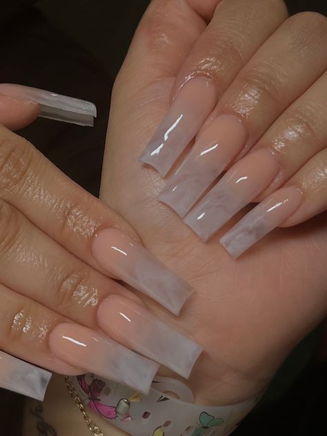 Ombre Glam Nails, Natural Marble Nails, Classic Acrylic Nails, Marble Nails Acrylic, Marble Nail Ideas, White Ombre Nails, Marble Acrylic Nails, Work Nails, White Ombre